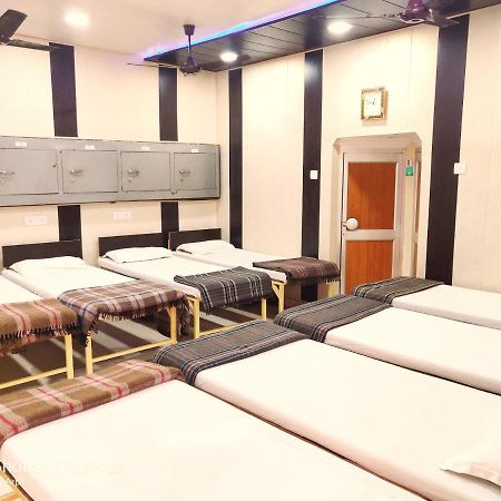 لاكناو Roop Guest House المظهر الخارجي الصورة