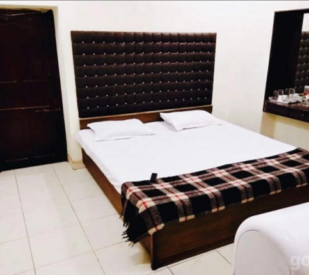 لاكناو Roop Guest House المظهر الخارجي الصورة