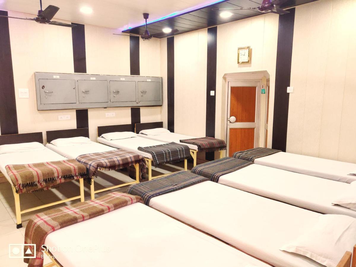 لاكناو Roop Guest House المظهر الخارجي الصورة