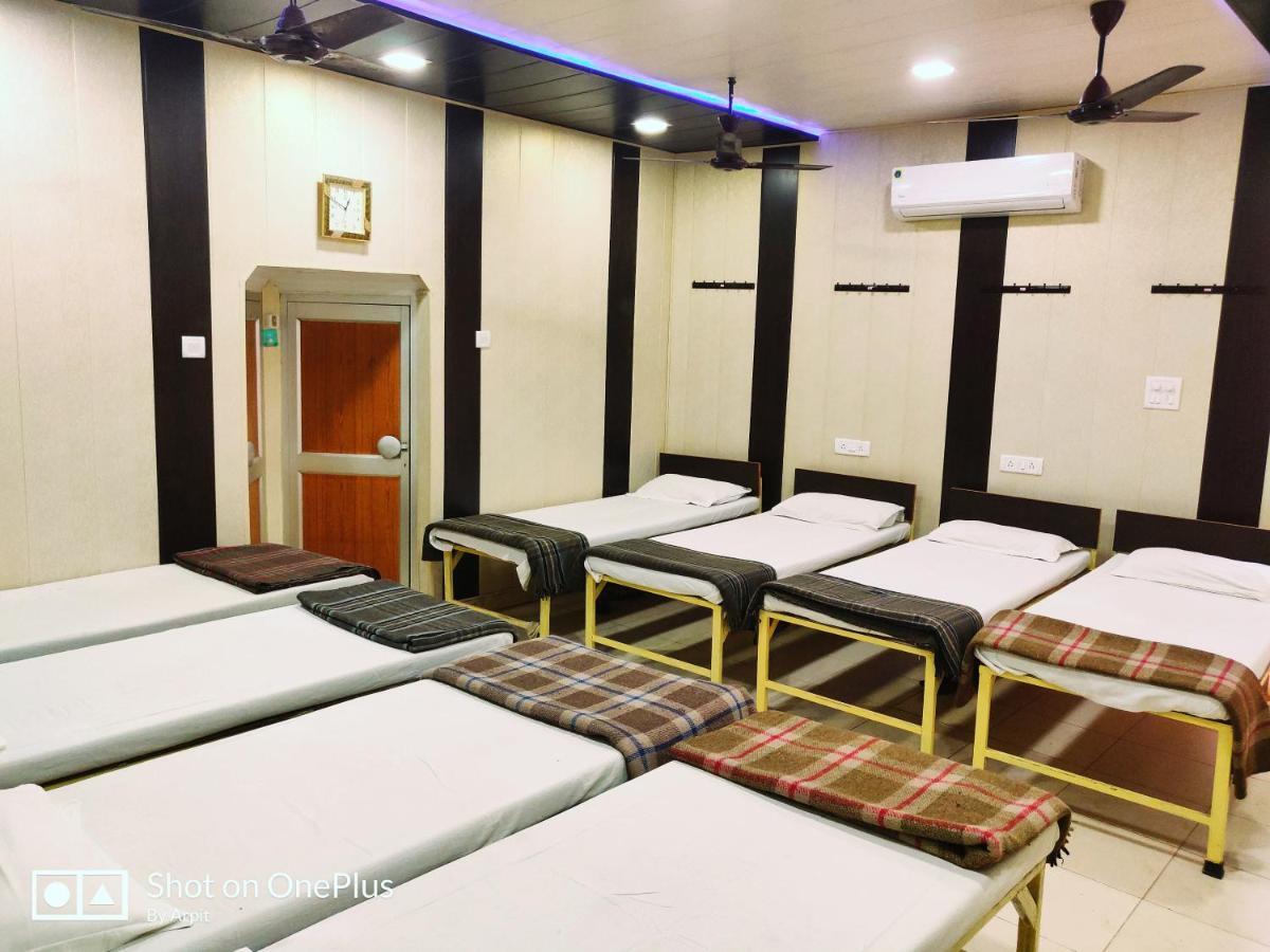 لاكناو Roop Guest House المظهر الخارجي الصورة